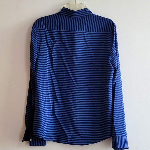 NWOT BR Silk button down shirt, size small - Picture 2 of 5